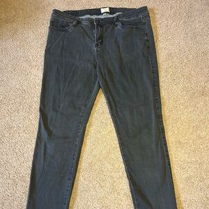 Women's Straight Leg Jeans in Dark Gray